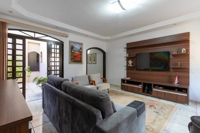 Imagem Casa com 3 Quartos à Venda, 269 m² em Vila Curuçá - Santo André