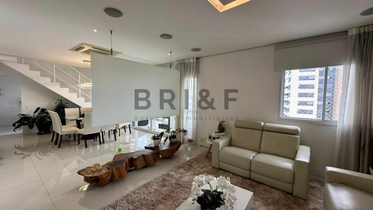 Apartamento com 3 Quartos à Venda, 370 m² em Campo Belo - São Paulo