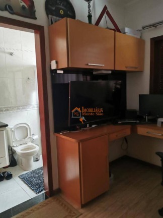 Imagem Sobrado com 4 Quartos à Venda, 220 m² em Vila Galvão - Guarulhos Imagem Sobrado com 4 Quartos à Venda, 220 m² em Vila Galvão - Guarulhos