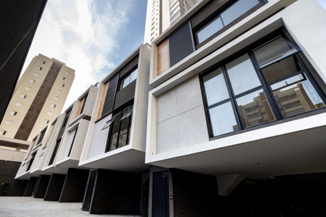 Casa com 2 Quartos à Venda,  em Vila Mariana - São Paulo