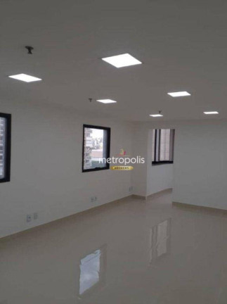 Sala Comercial à Venda ou Locação, 124 m² em Moema - São Paulo