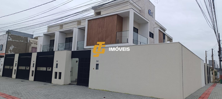 Imagem Sobrado com 2 Quartos à Venda, 72 m² em Santa Regina  - Camboriú