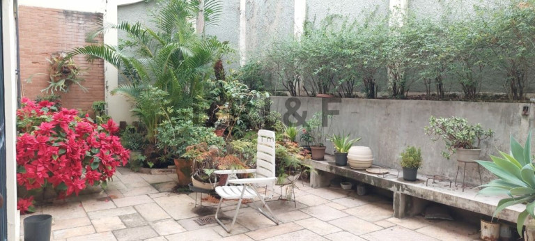 Imagem Casa com 4 Quartos à Venda, 250 m² em Brooklin  - São Paulo