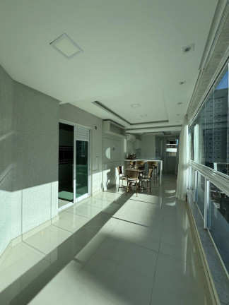 Imagem Apartamento com 4 Quartos à Venda, 210 m² em Meia Praia - Itapema