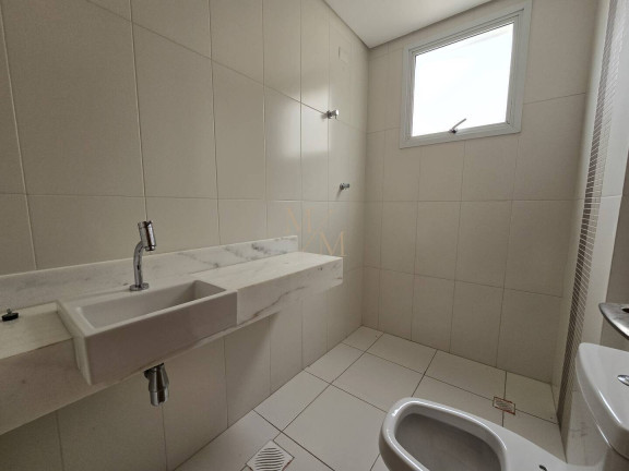 Imagem Apartamento com 3 Quartos à Venda, 126 m² em Gonzaga - Santos Imagem Apartamento com 3 Quartos à Venda, 126 m² em Gonzaga - Santos