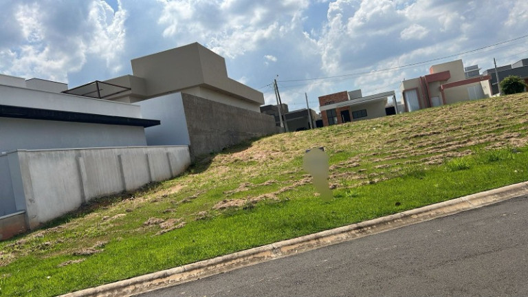 Terreno à Venda, 435 m² em Residencial Lagos D'icaraí - Salto