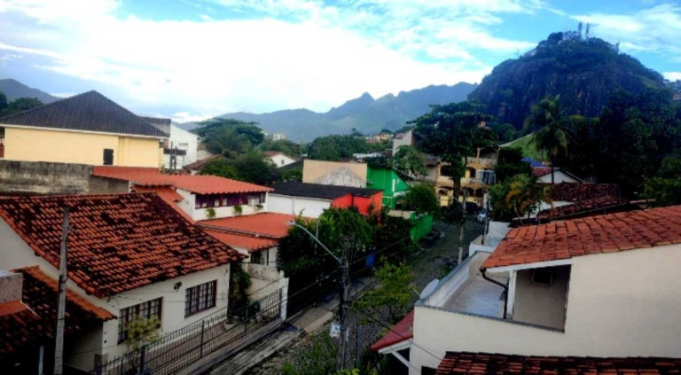 Imagem Casa com 4 Quartos à Venda, 270 m² em Freguesia (jacarepaguá) - Rio De Janeiro Imagem Casa com 4 Quartos à Venda, 270 m² em Freguesia (jacarepaguá) - Rio De Janeiro