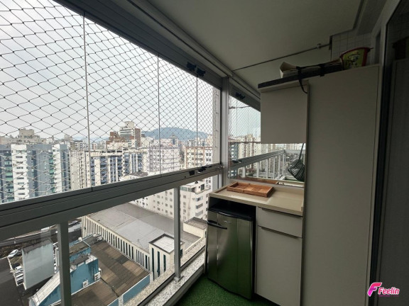 Imagem Apartamento com 2 Quartos à Venda, 75 m² em Centro - Florianópolis