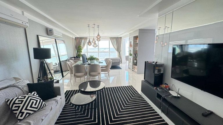 Imagem Apartamento com 4 Quartos à Venda, 185 m² em Meia Praia - Itapema Imagem Apartamento com 4 Quartos à Venda, 185 m² em Meia Praia - Itapema