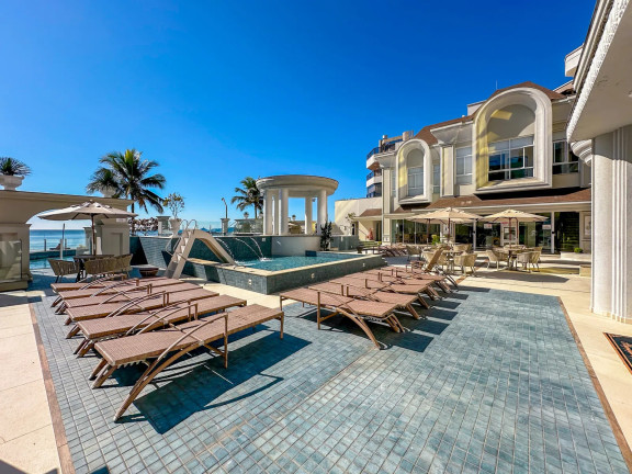 Imagem Apartamento com 4 Quartos à Venda, 217 m² em Meia Praia - Itapema