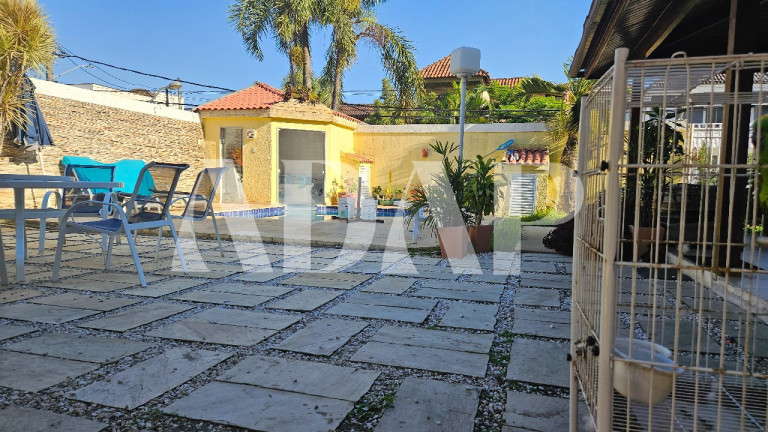 Imagem Casa com 4 Quartos à Venda, 367 m² em Vargem Pequena - Rio De Janeiro Imagem Casa com 4 Quartos à Venda, 367 m² em Vargem Pequena - Rio De Janeiro