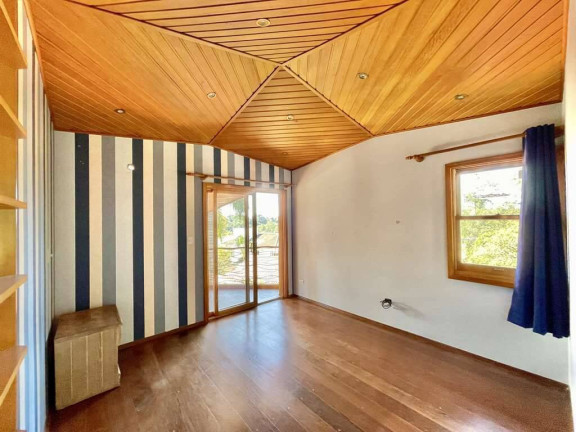 Imagem Casa com 5 Quartos à Venda, 1 m² em Granja Viana - Carapicuíba Imagem Casa com 5 Quartos à Venda, 1 m² em Granja Viana - Carapicuíba
