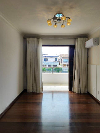 Imagem Casa com 3 Quartos à Venda, 265 m² em Ipitanga - Lauro De Freitas Imagem Casa com 3 Quartos à Venda, 265 m² em Ipitanga - Lauro De Freitas