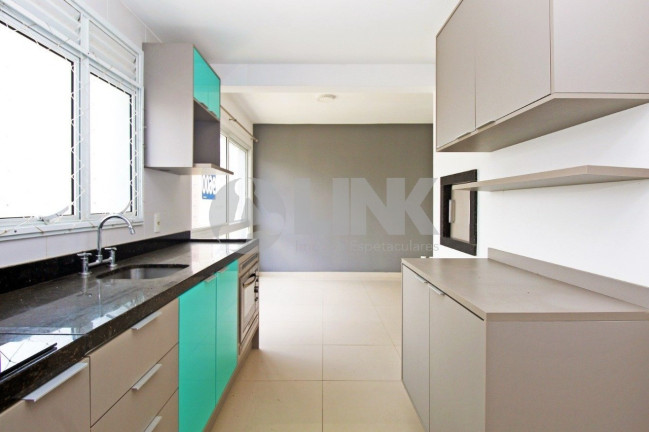 Imagem Apartamento com 2 Quartos à Venda, 69 m² em Passo Da Areia - Porto Alegre