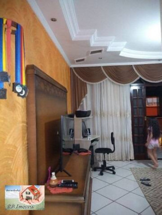 Imagem Casa com 3 Quartos à Venda, 189 m² em Jardim Santo André - Santo André Imagem Casa com 3 Quartos à Venda, 189 m² em Jardim Santo André - Santo André