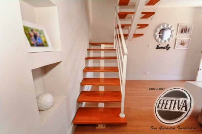 Imagem Casa com 4 Quartos à Venda, 372 m² em Guabirotuba - Curitiba