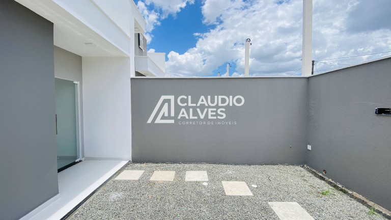 Imagem Casa com 2 Quartos à Venda, 74 m² em Mangabeira - Feira De Santana