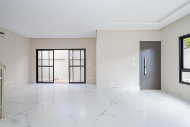Imagem Casa de Condomínio com 3 Quartos à Venda, 125 m² em água Verde - Curitiba