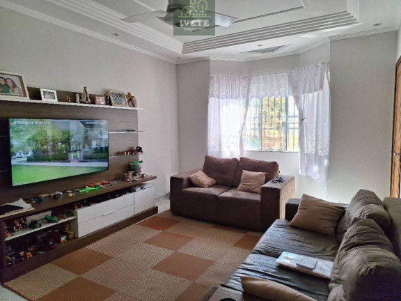 Imagem Casa com 2 Quartos à Venda, 120 m²