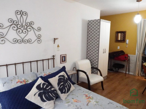 Imagem Apartamento com 1 Quarto à Venda, 32 m² em Centro Histórico - Porto Alegre Imagem Apartamento com 1 Quarto à Venda, 32 m² em Centro Histórico - Porto Alegre