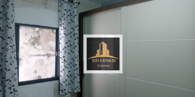Imagem Sobrado com 4 Quartos à Venda, 120 m² em Jardim Das Indústrias - São José Dos Campos