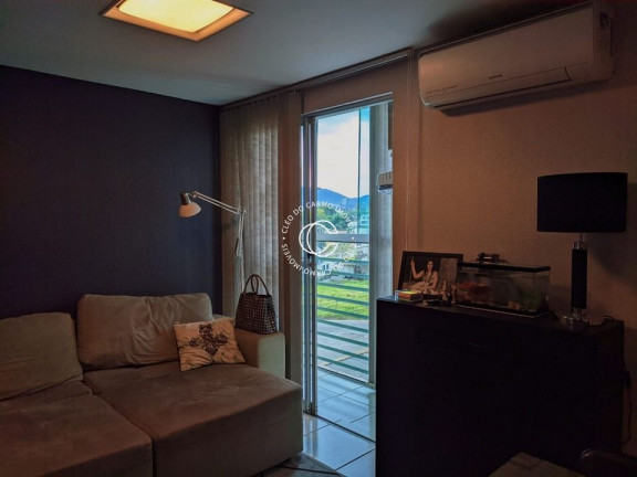 Imagem Apartamento com 2 Quartos à Venda, 49 m² em Nossa Senhora Medianeira - Santa Maria