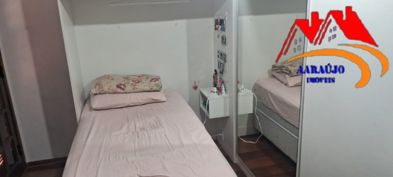 Imagem Casa com 3 Quartos à Venda, 234 m² em Cipava - Osasco