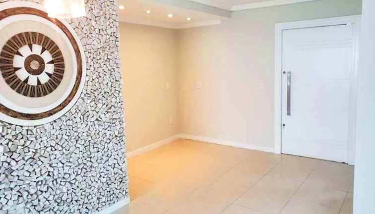 Imagem Casa com 5 Quartos à Venda, 282 m² em Nações - Balneário Camboriú