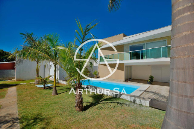 Casa com 3 Quartos à Venda, 1.000 m² em Lago Norte - Brasília