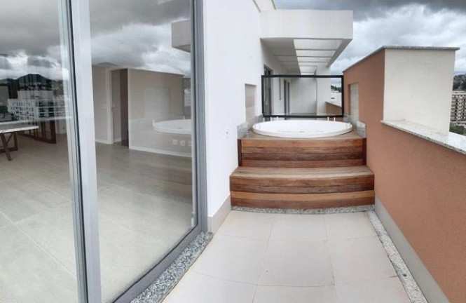 Imagem Imóvel com 4 Quartos à Venda, 210 m² em Agriões - Teresópolis Imagem Imóvel com 4 Quartos à Venda, 210 m² em Agriões - Teresópolis