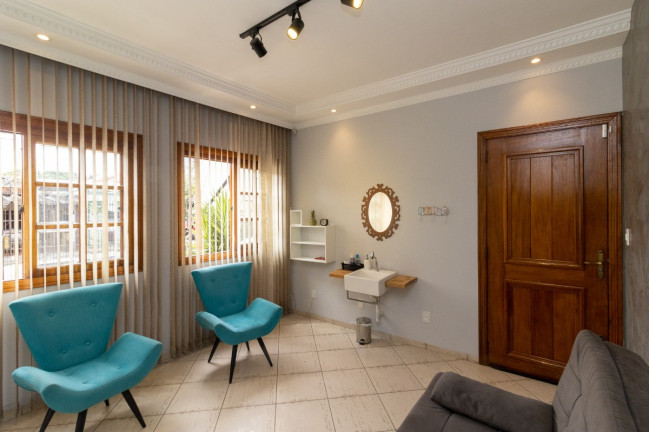 Imagem Casa com 3 Quartos à Venda, 252 m² em Jaraguá - São Paulo