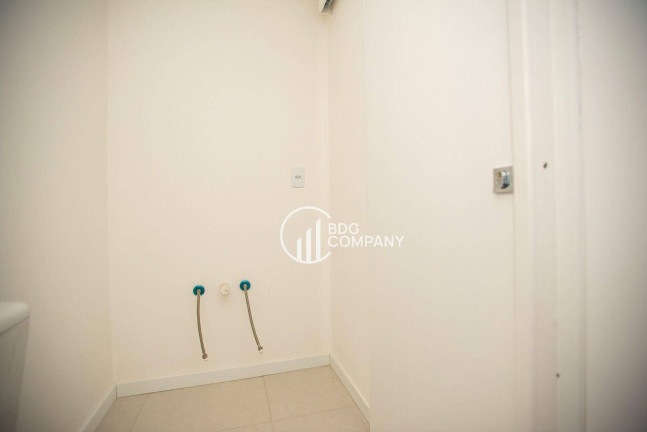 Imagem Apartamento com 2 Quartos à Venda, 74 m² em Floresta - Irati