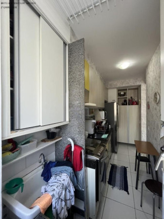 Imagem Imóvel com 3 Quartos à Venda, 70 m² em Imbuí - Salvador Imagem Imóvel com 3 Quartos à Venda, 70 m² em Imbuí - Salvador