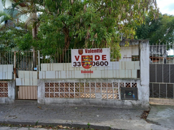 Casa com 4 Quartos à Venda, 310 m² em Estreito - Florianópolis