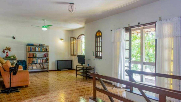 Casa com 6 Quartos à Venda, 925 m² em Itaipu - Niterói
