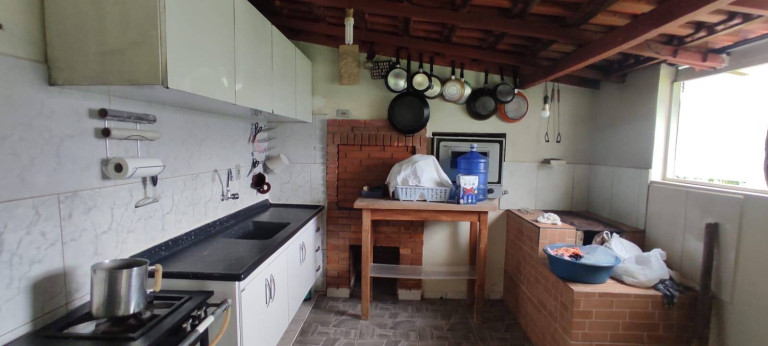 Imagem Chácara com 3 Quartos à Venda, 3.260 m² em Centro - Sarapuí
