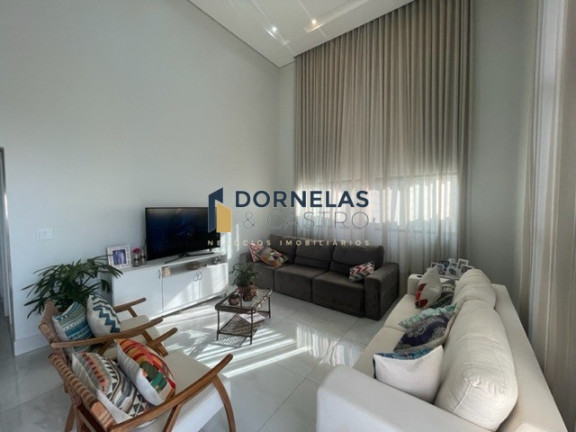 Imagem Casa com 3 Quartos à Venda, 400 m² em Guará I - Brasília Imagem Casa com 3 Quartos à Venda, 400 m² em Guará I - Brasília