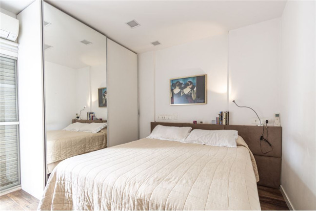Imagem Apartamento com 2 Quartos à Venda, 70 m² em Vila Olímpia - São Paulo