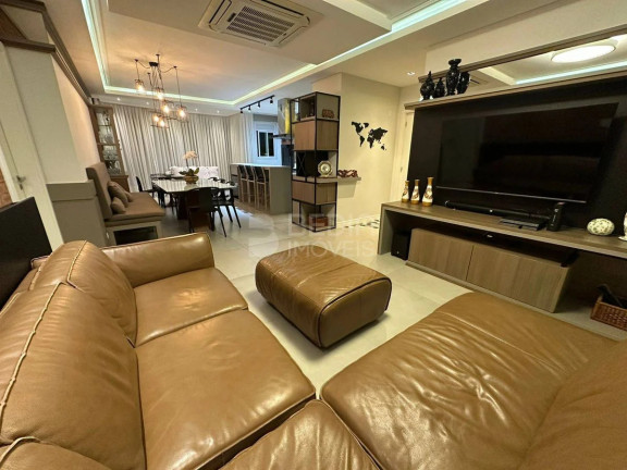 Imagem Apartamento com 3 Quartos à Venda, 149 m² em Centro - Balneário Camboriú Imagem Apartamento com 3 Quartos à Venda, 149 m² em Centro - Balneário Camboriú