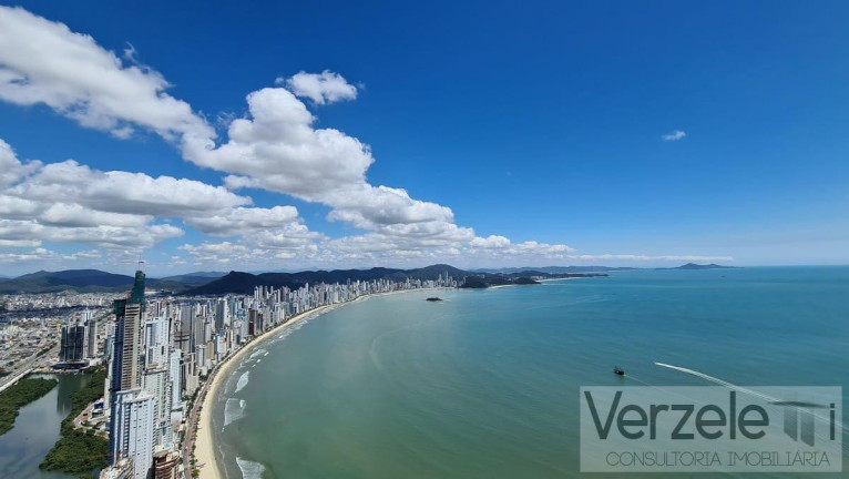 Imagem Apartamento com 4 Quartos à Venda, 258 m² em Centro - Balneário Camboriú Imagem Apartamento com 4 Quartos à Venda, 258 m² em Centro - Balneário Camboriú