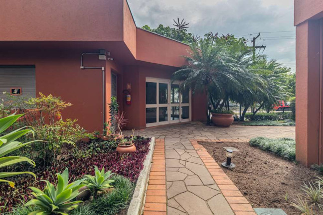 Imagem Imóvel com 3 Quartos à Venda, em Chácara Das Pedras - Porto Alegre Imagem Imóvel com 3 Quartos à Venda, em Chácara Das Pedras - Porto Alegre