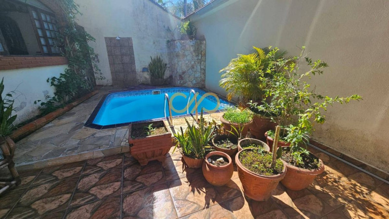 Imagem Casa com 3 Quartos à Venda, 166 m² em Canto Do Forte - Praia Grande Imagem Casa com 3 Quartos à Venda, 166 m² em Canto Do Forte - Praia Grande