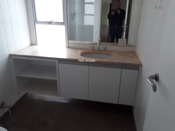 Imagem Imóvel com 3 Quartos à Venda, 150 m² em Vila Nova Conceição - São Paulo Imagem Imóvel com 3 Quartos à Venda, 150 m² em Vila Nova Conceição - São Paulo