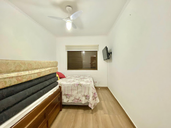 Imagem Apartamento com 2 Quartos à Venda, 75 m² em Tombo - Guarujá