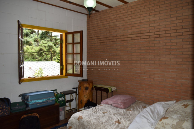 Imagem Casa com 4 Quartos à Venda, 190 m² em Região Do Jardim Do Embaixador - Campos Do Jordão