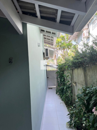 Imagem Casa com 2 Quartos à Venda, 90 m² em Camburi - São Sebastião