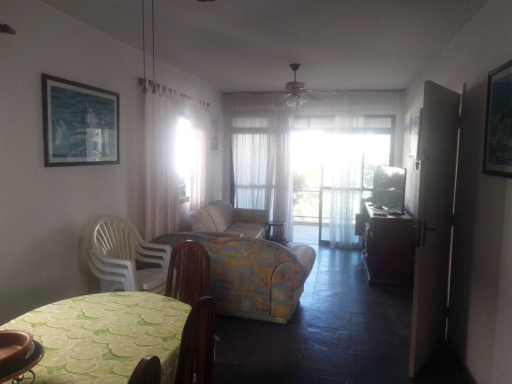 Apartamento com 4 Quartos para Temporada, 110 m² em Guarujá