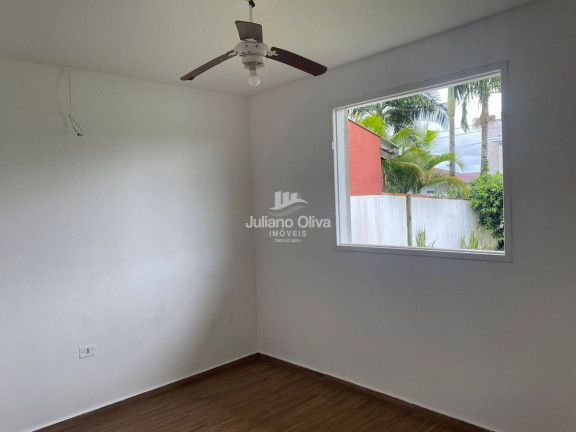 Imagem Casa com 3 Quartos à Venda, 125 m² em Cambiju - Itapoá