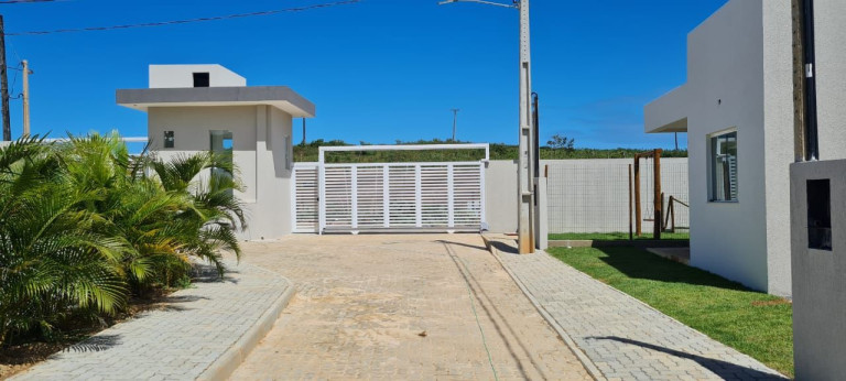 Imagem Casa com 2 Quartos à Venda, 60 m² em Estrada Do Coco - Camaçari