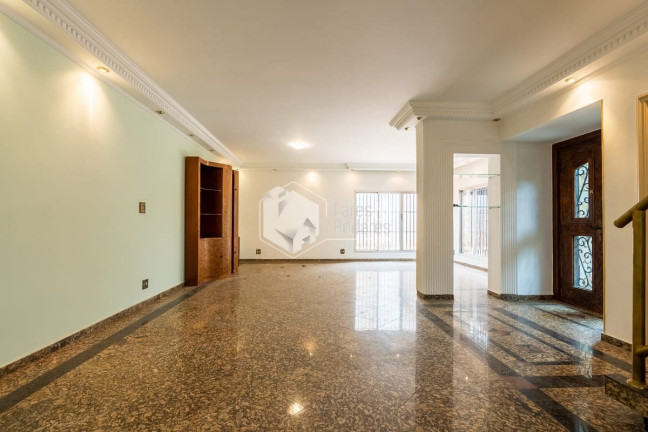 Imagem Sobrado com 3 Quartos à Venda, 261 m² em Moema - São Paulo Imagem Sobrado com 3 Quartos à Venda, 261 m² em Moema - São Paulo